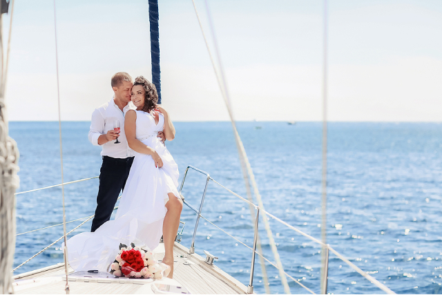 6 Romantic Celebrations For A Perfect Getaway On The Yacht 17 Singapore Private Boat Charter, Singapore Boat Charter